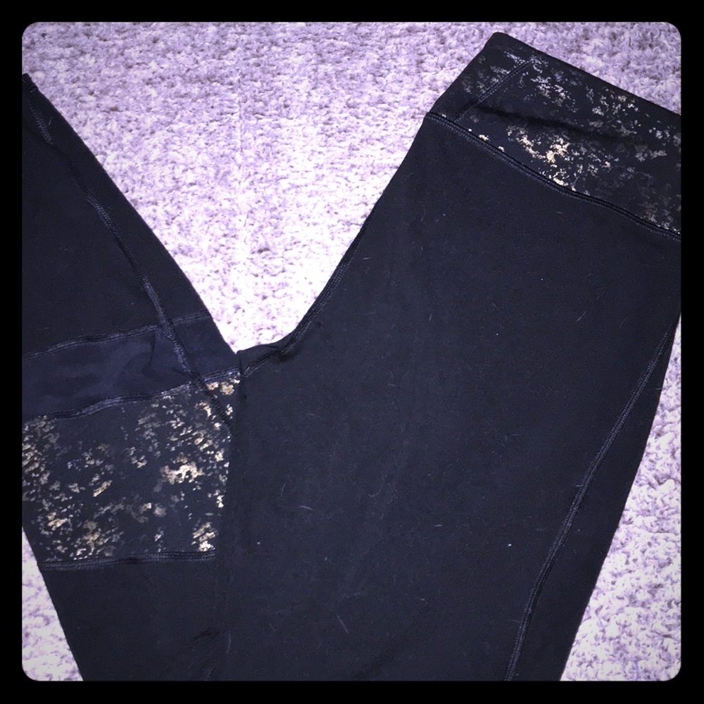 Size M Gaiam leggings
